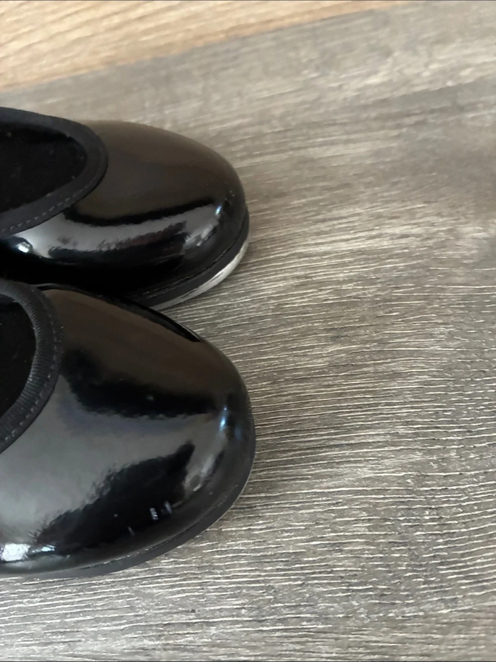 Bloch Patent Leather Toddler Tap dance shoes Size 8M with elastic Band